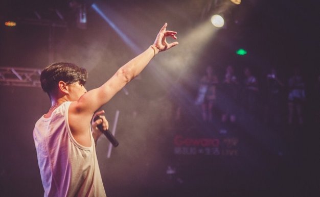 满舒克首张全长个人专辑《Gentle Mǎn》歌曲合集